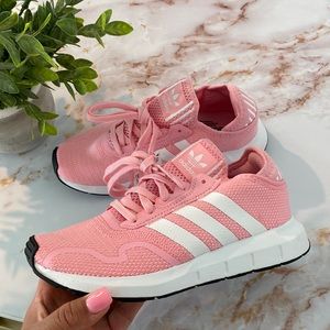 NEW Kids size 4 pink adidas sneakers Swift Run XJ